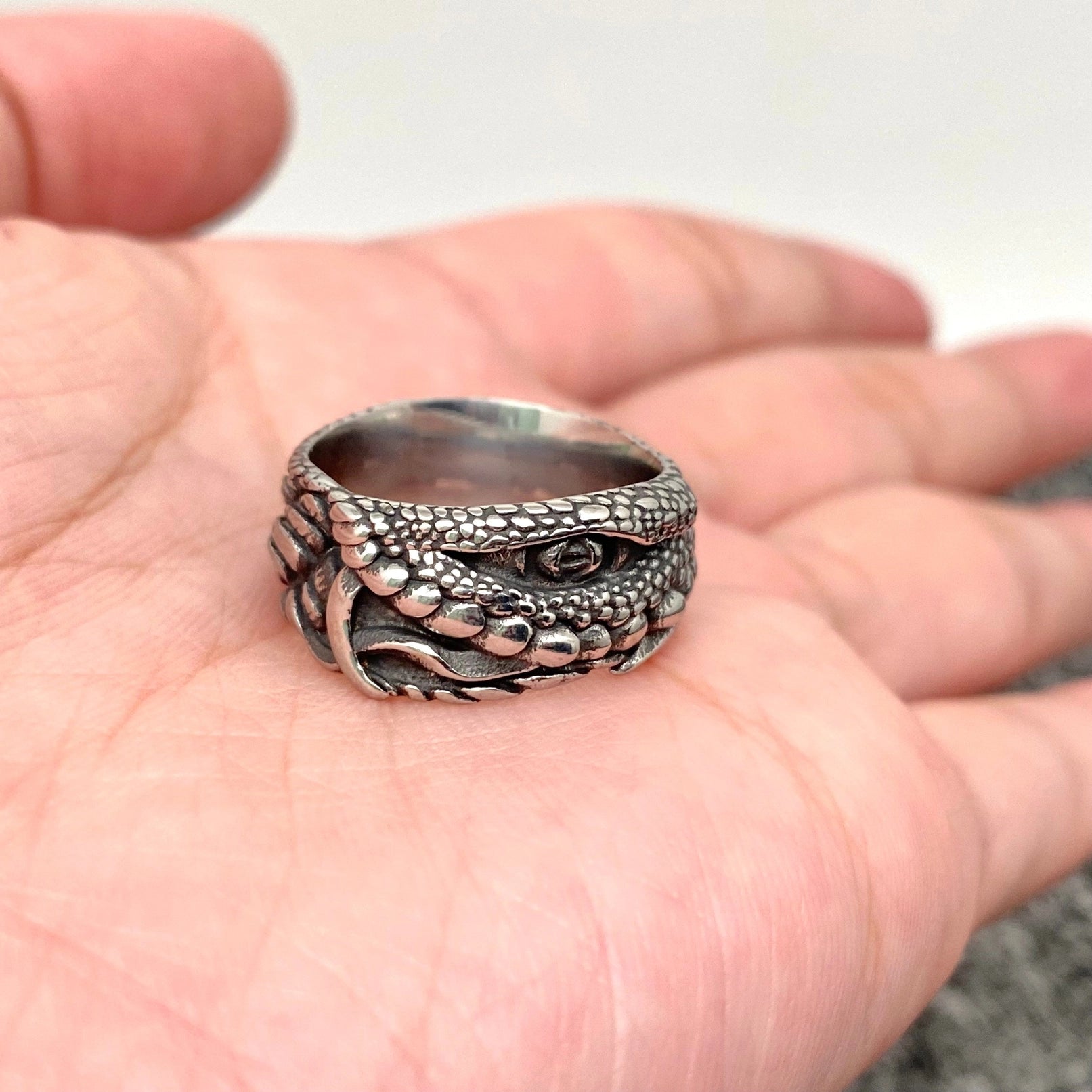 Rattlesnake Ring