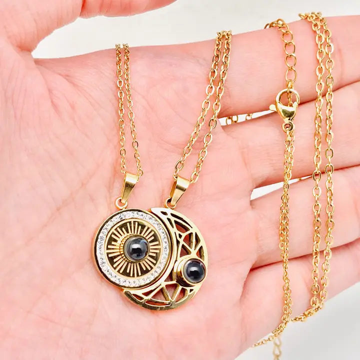 "I Love You" Projection Necklace Set