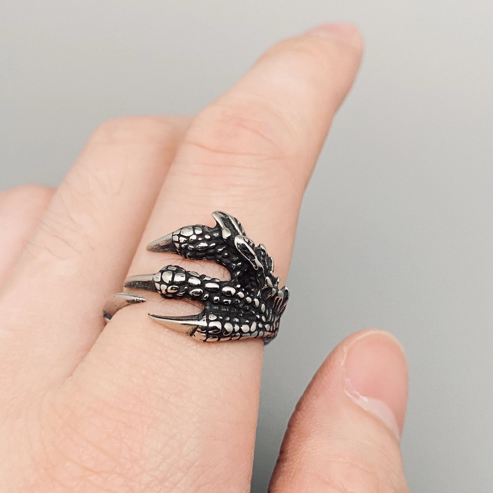 Claw Ring