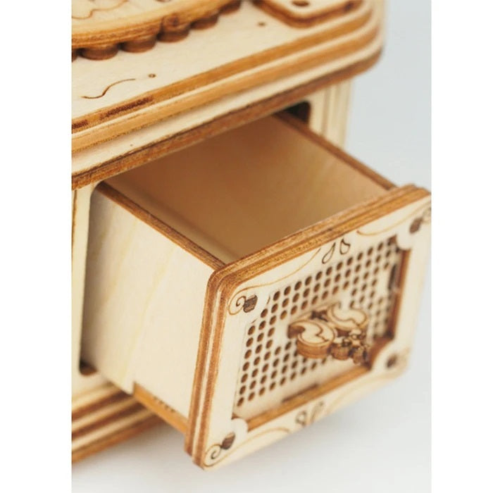 3D Laser Cut Wooden Puzzle: Gramophone