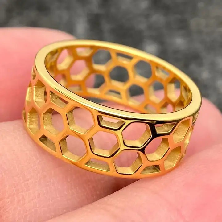 Hollow Honeycomb Ring